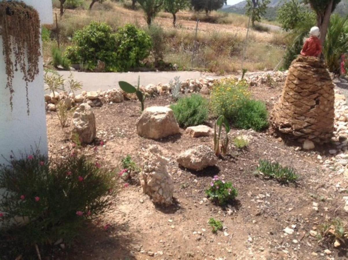 Traditional Spanish Cave House In Alguena Villa Buitenkant foto