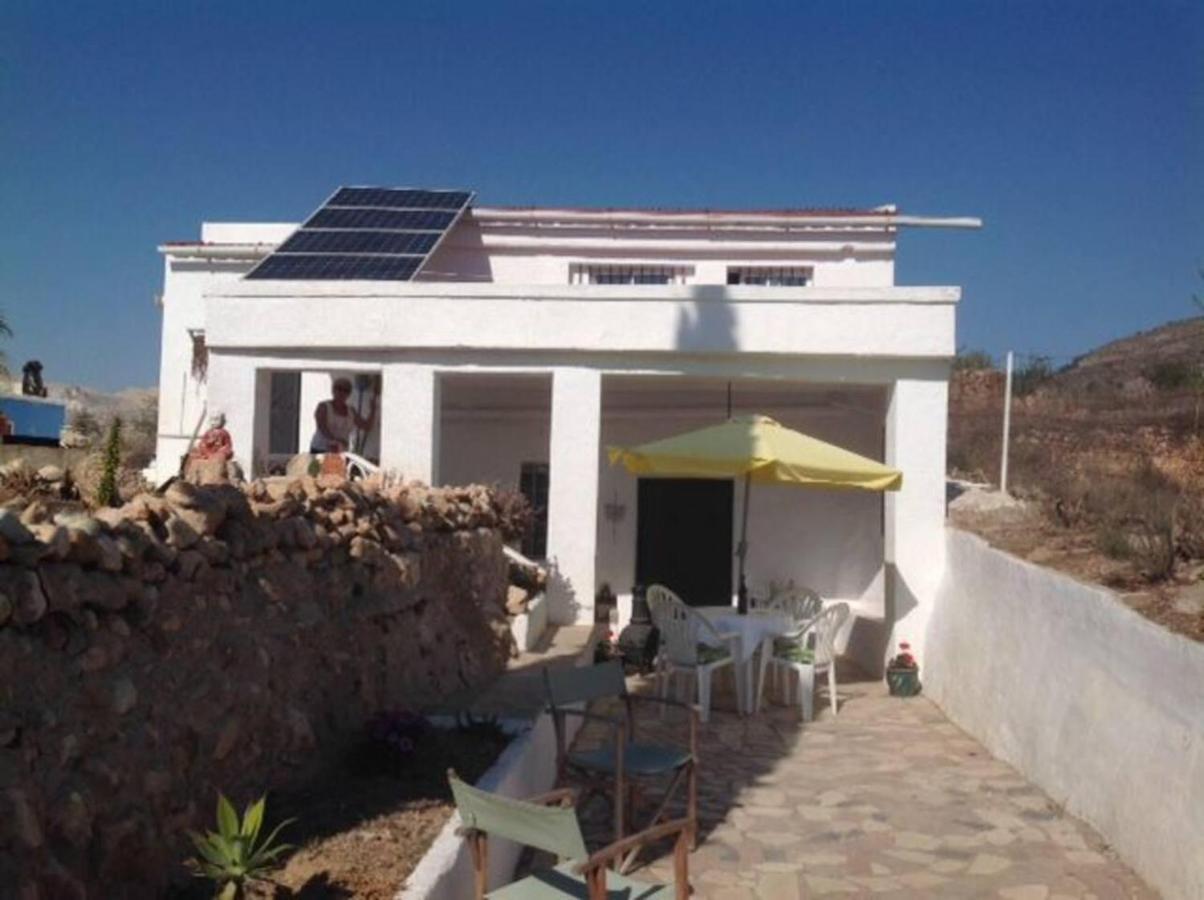 Traditional Spanish Cave House In Alguena Villa Buitenkant foto